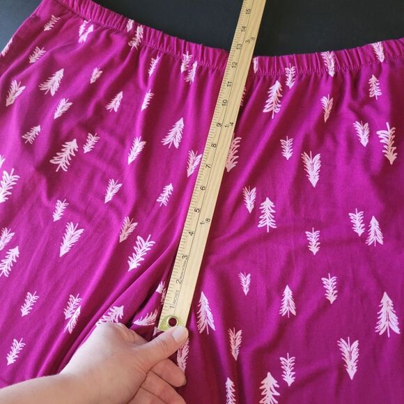 New Joyspun Magenta Christmas Tree Pajama Set 2X - Picture 13 of 15